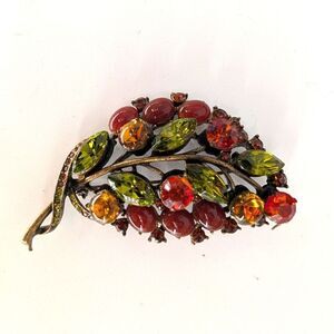 Elegant Multicolor Leaf Brooch